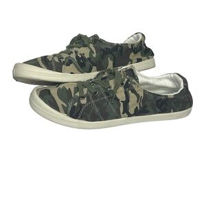 Jellypop Womens Green Shoes Camo Round‎ Toe Low Top Lace Up Sneaker Size 9.5 M